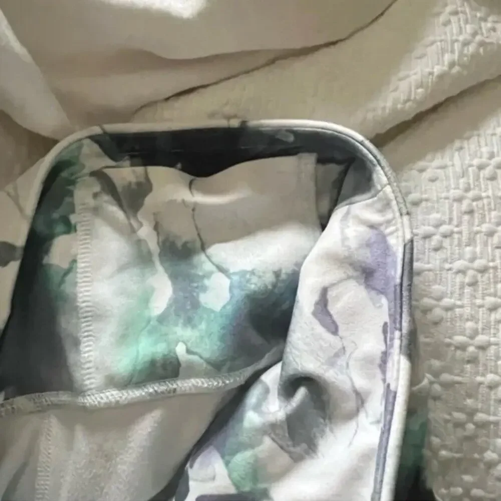 Athleta Watercolor Floral 7/8 Side Pocket Leggings - Picture 4 of 10